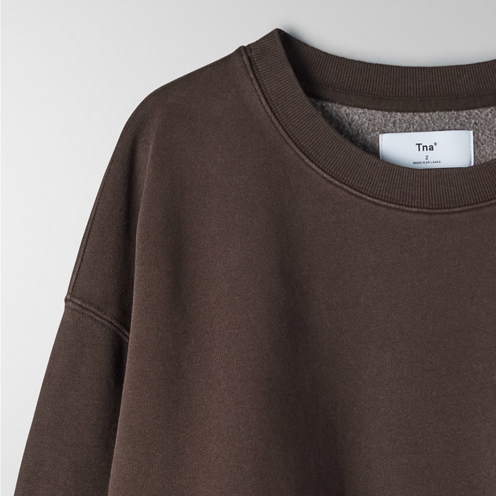 Aritzia Brown Crewneck and Shorts Sweatset - Picture 7 of 9